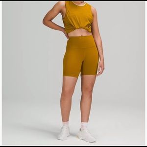 Lululemon Wonder Train High Rise Shorts Size 6 Gold Spice